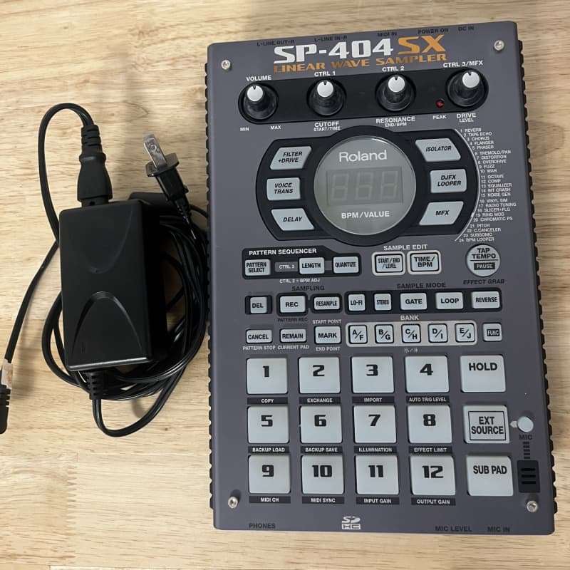 2009 Roland SP-404SX - used Roland         Sampler