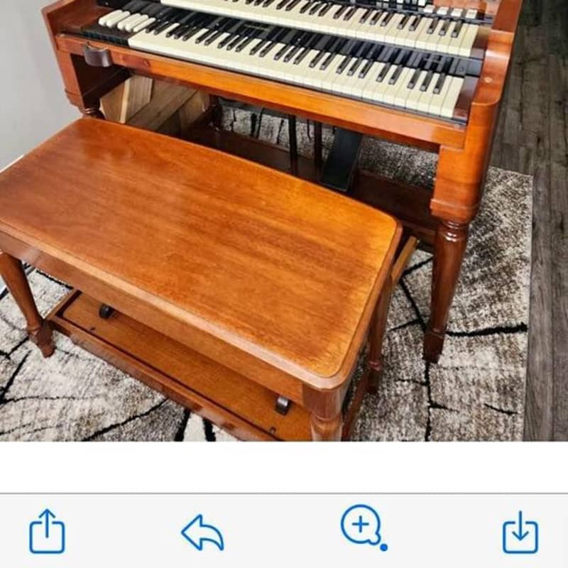 1955 - 1974 Hammond B3 with Leslie 122 Mahogany - used Hammond      Organ