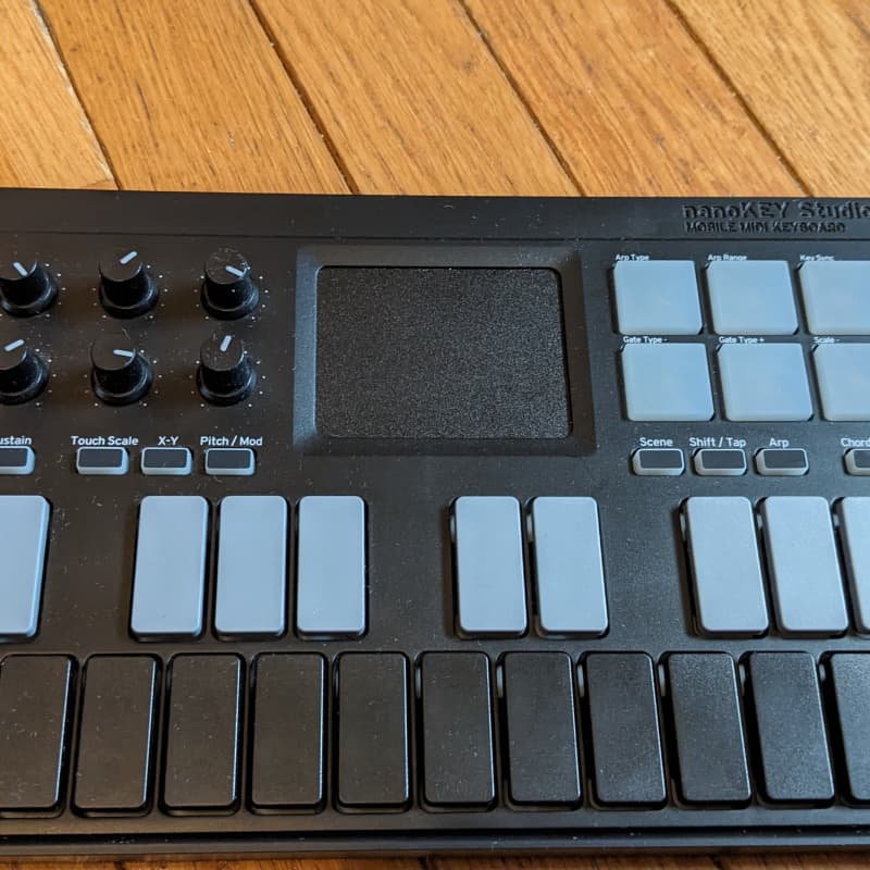 2016 - Present Korg nanoKEY Studio Mobile MIDI Controller Keyb... - used Korg        MIDI Controllers