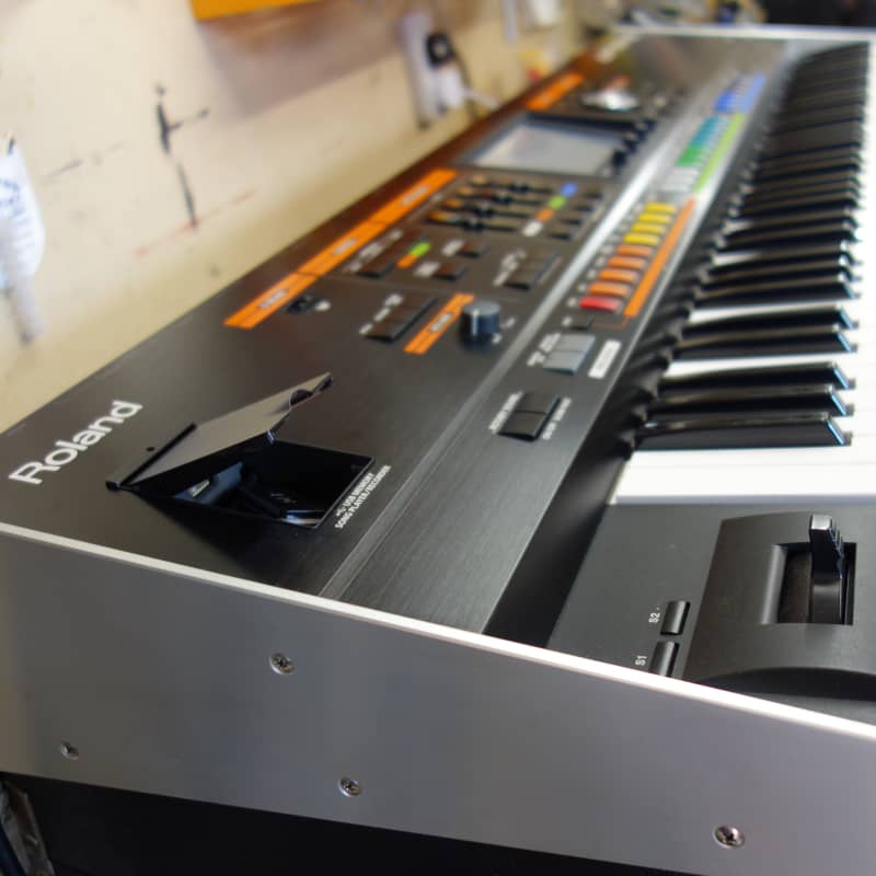 2012 Roland Jupiter 80 76-Key Digital Synthesizer Black - used Roland            Analog