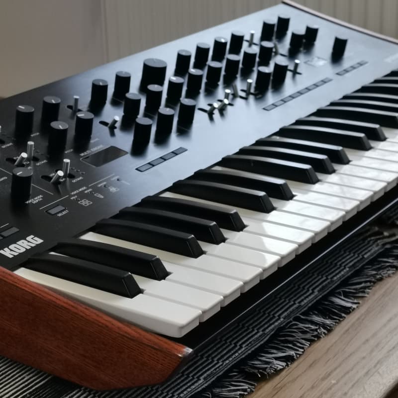 2018 - Present Korg Prologue 8 Polyphonic 49-Key 8-Voice Analo... - used Korg              Synthesizer