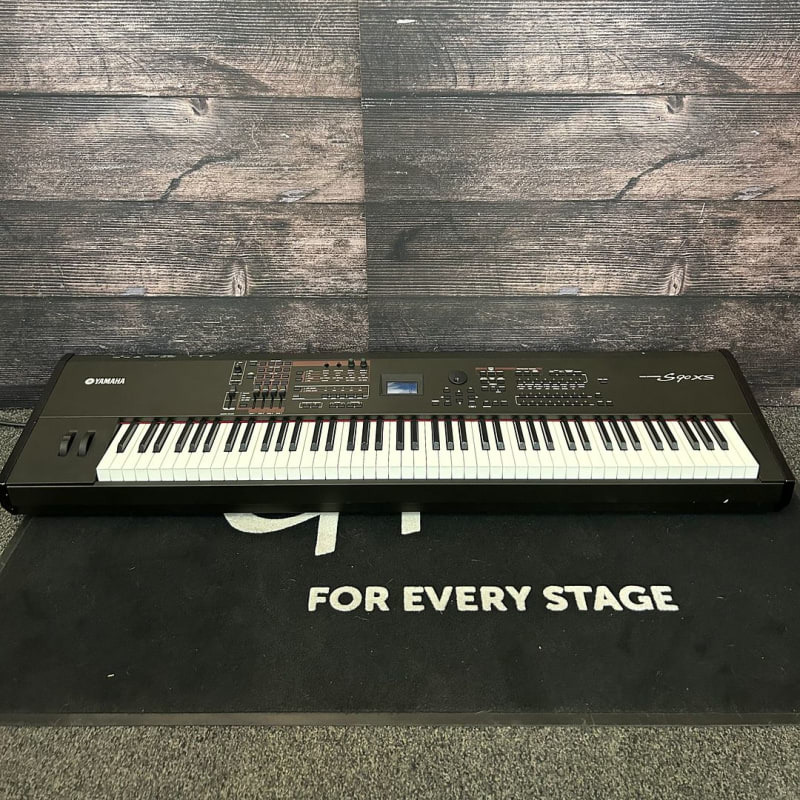 Yamaha S90 XS - used Yamaha               Synth