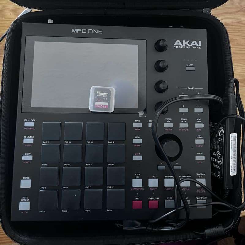 2020 - Present Akai MPC One Standalone MIDI Sequencer Black - used Akai MPC    Organ  Digital Piano