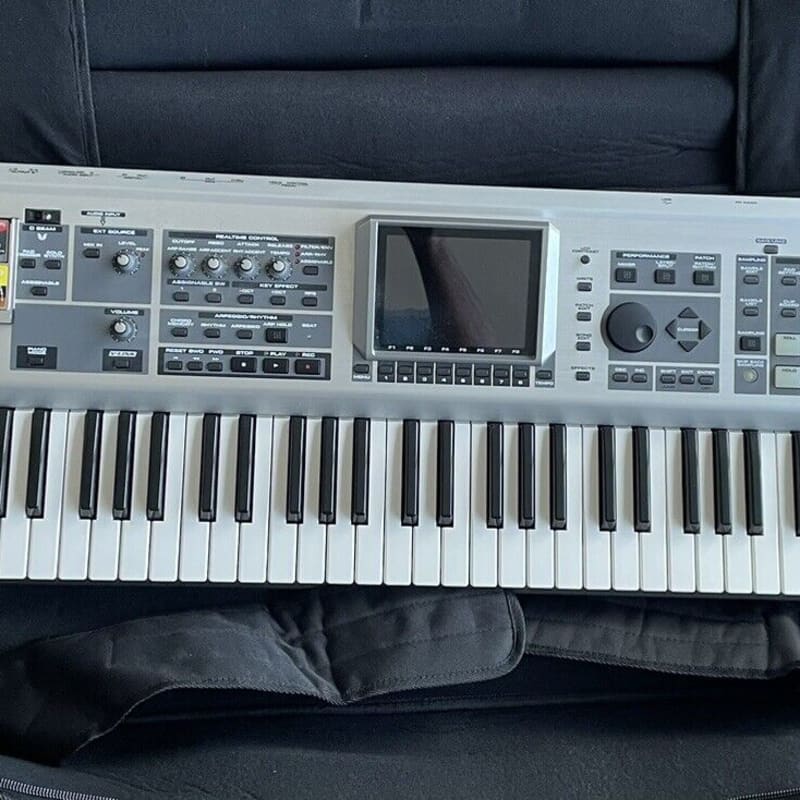 2004 - 2008 Roland Fantom-X7 76-Key Keyboard Workstation Silver - used Roland     Sampler   Keyboard      Synthesizer