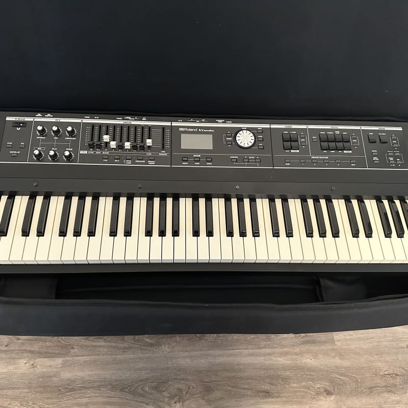 2020 Roland VR-730 Black - used Roland        Keyboard