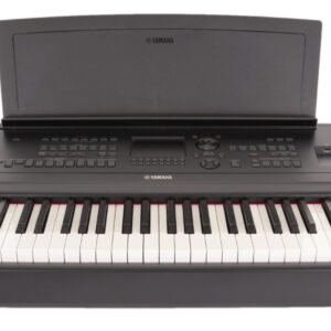 Second Hand Yamaha DGX670 Digital Piano in Black 0694