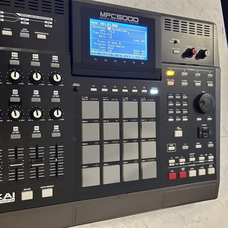 2008 - 2013 Akai MPC5000 Music Production Center Black