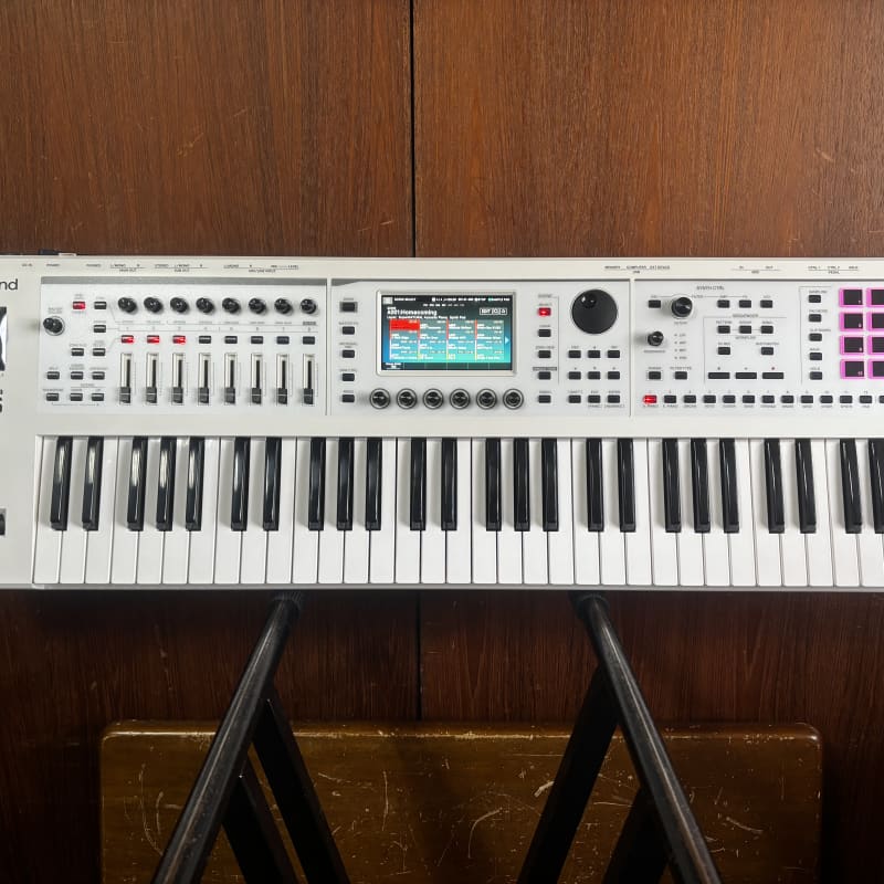 2022 - Present Roland FANTOM-06 61-Key Workstation Keyboard Black