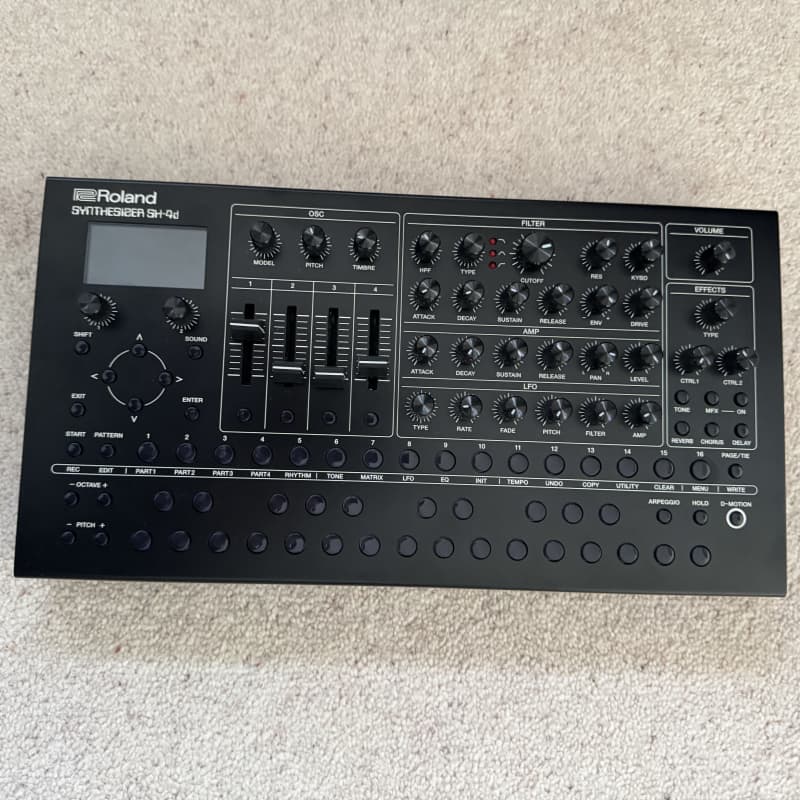 2023 - Present Roland SH-4D Polyphonic Desktop Synthesizer Black