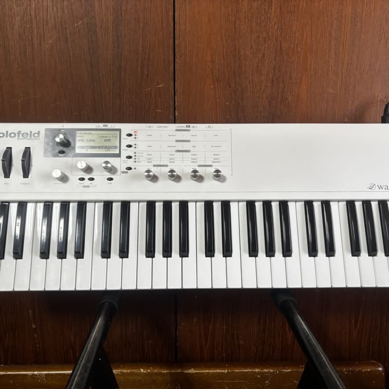 2009 - Present Waldorf Blofeld Keyboard 49-Key Synthesizer White