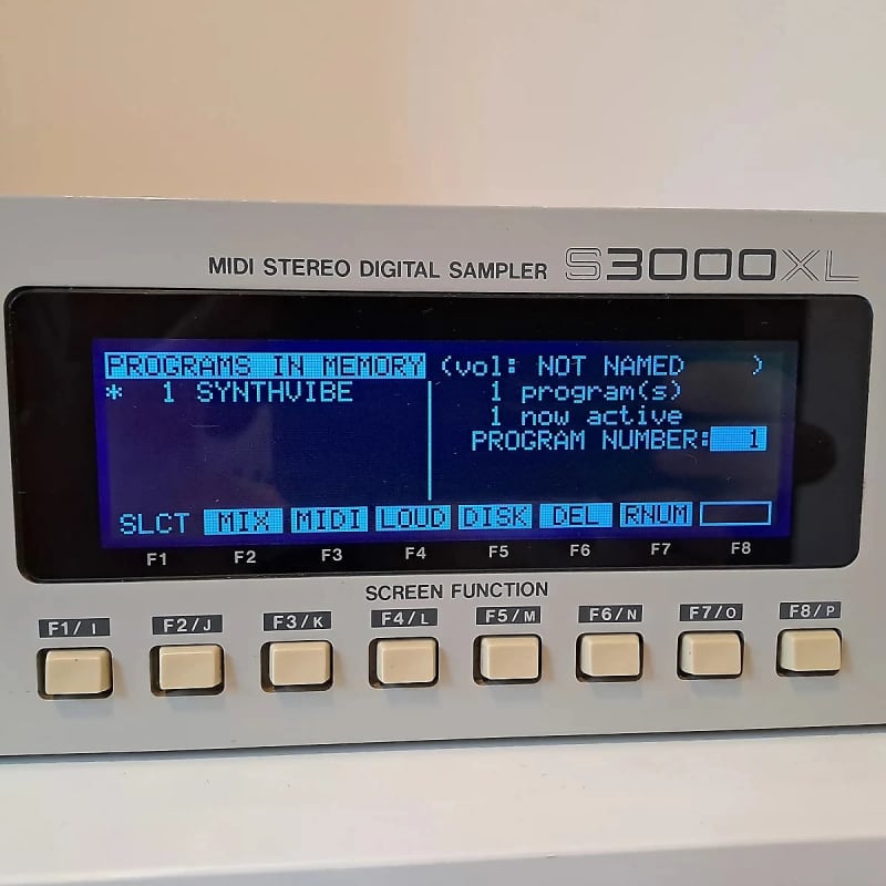 1996 Akai S3000XL MIDI Stereo Digital Sampler White