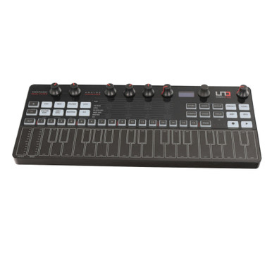 B Stock : IK Multimedia UNO Synth Pro Desktop 0001