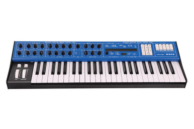 Second Hand Behringer Wave Synth 062
