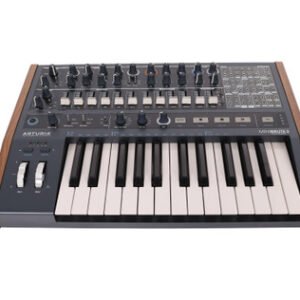 Second Hand Arturia Minibrute 2 Synth 091