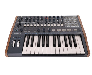 Second Hand Arturia Minibrute 2 Synth 091