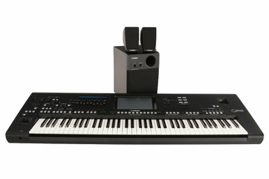 Second Hand Yamaha Genos With Speakers