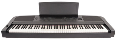 Second Hand Yamaha DGX670 Digital Piano in Black 0694