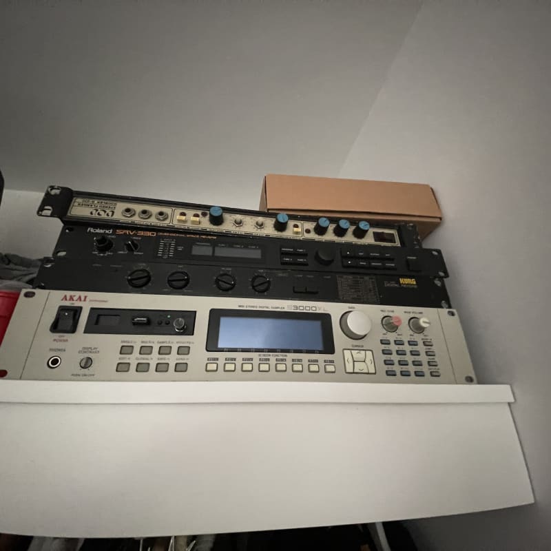 1996 Akai USB - S3000XL MIDI Stereo Digital Sampler White