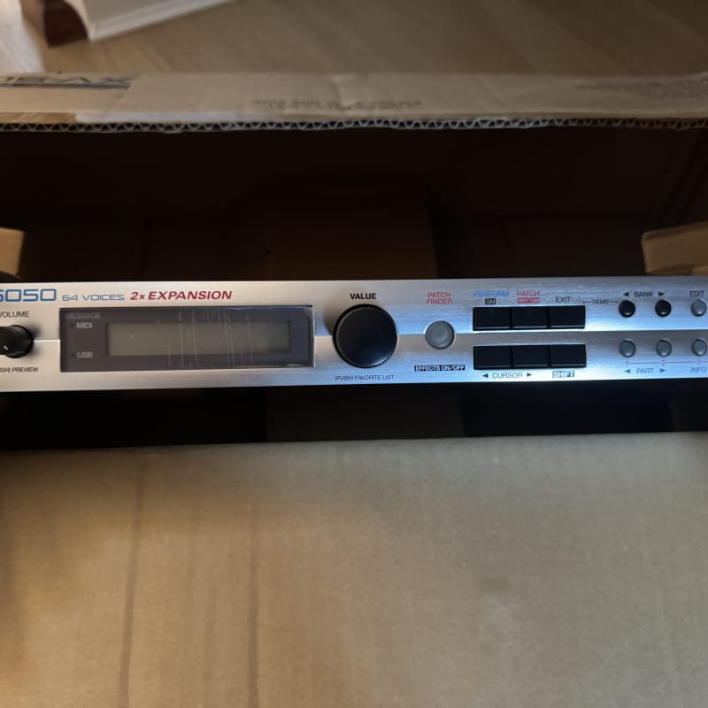 2002 - 2004 Roland XV-5050 Voice Digital Synthesizer Module Si...