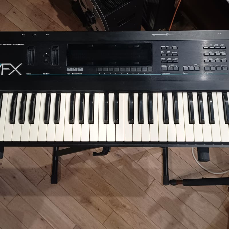 1989 Ensoniq VFX Dynamic Component Synthesiser Black