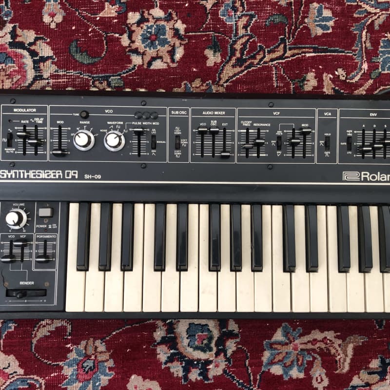 1978 - 1982 Roland SH-09 32-Key Monophonic Synthesizer Black