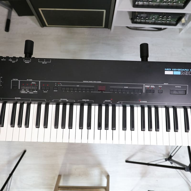 1985 - 1989 Roland MKB-200 61-Key MIDI Keyboard Controller Black