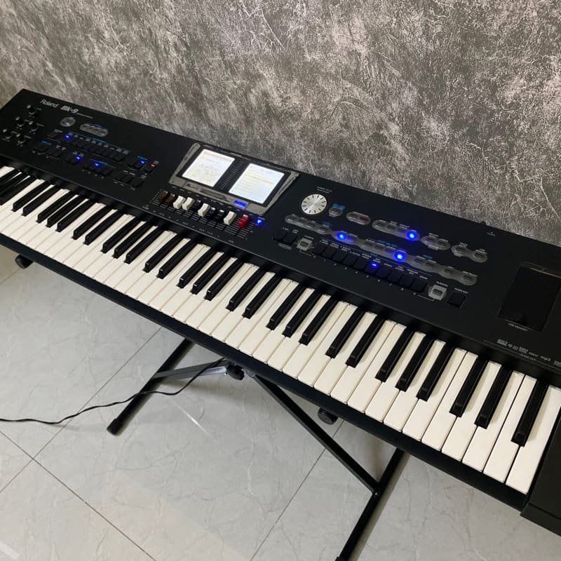 2013 - 2015 Roland BK-9 76-Key Backing Keyboard Black
