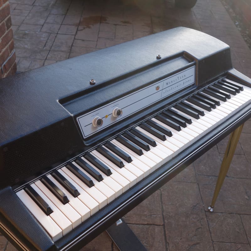1978 Wurlitzer 200A 64-Key Electric Piano Black