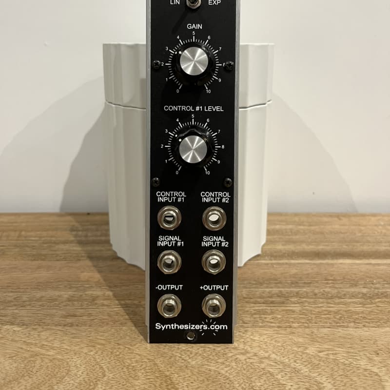 2000s Synthesizers.com Q108 Amplifier 5U Module Black