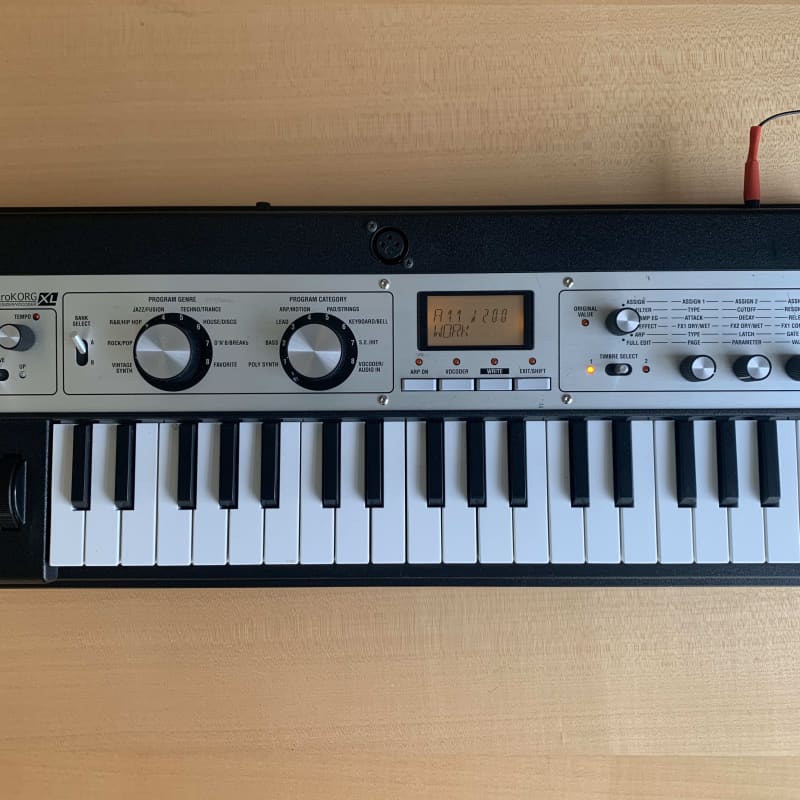 2013 - 2016 Korg microKORG XL+ 37-Key Synthesizer/Vocoder Blac...