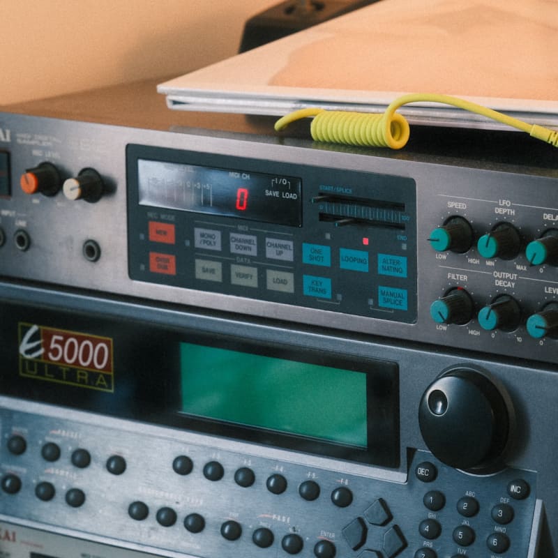 1985 Akai S612 MIDI Digital Sampler Black