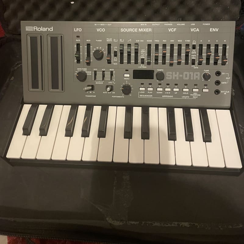 2017 - Present Roland SH-01A Boutique Series Monophonic Synthe...