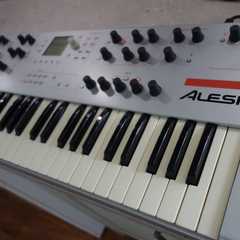 2003 Alesis Ion 49-Key Analog Modeling Synthesizer Silver