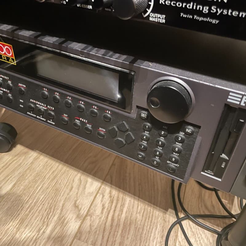 1996 E-MU Systems E6400 Emulator Rackmount 64-Voice Sampler Wo...