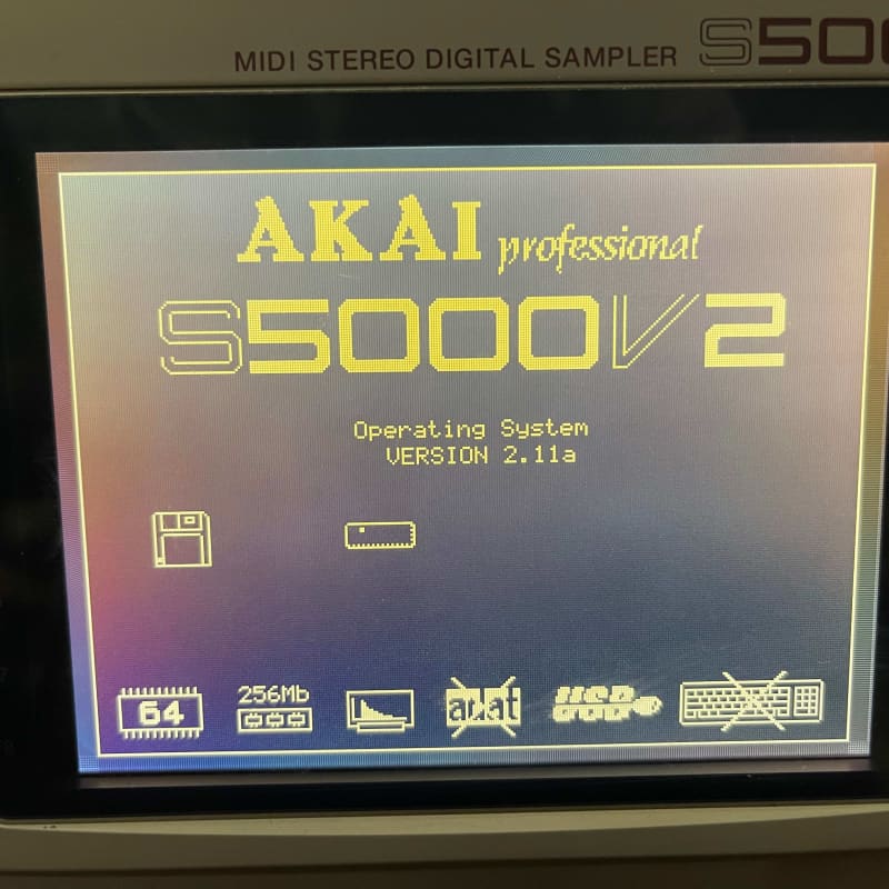 1998 Akai S5000 MIDI Stereo Digital Sampler White
