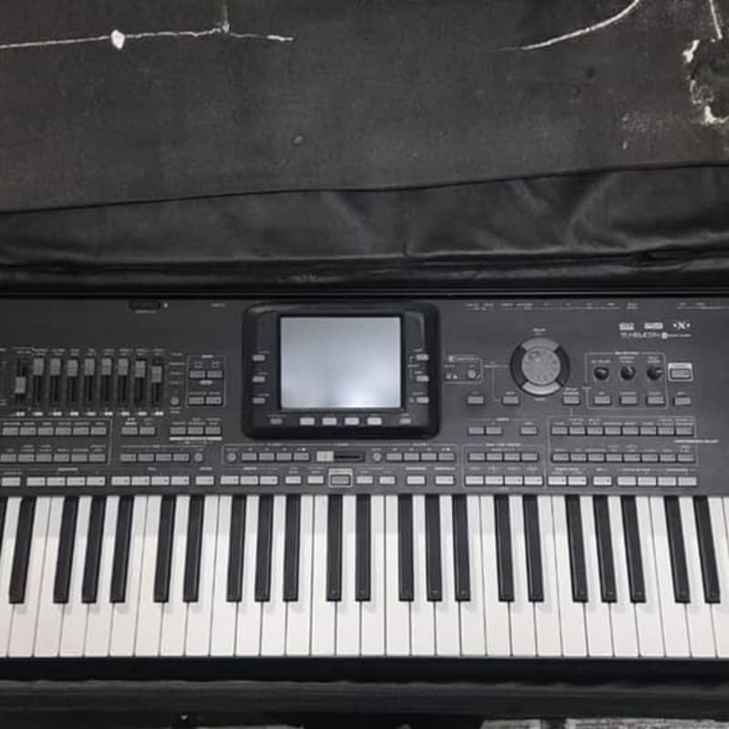 2010s Korg PA3X LE 76 Key Professional Arranger Keyboard Black
