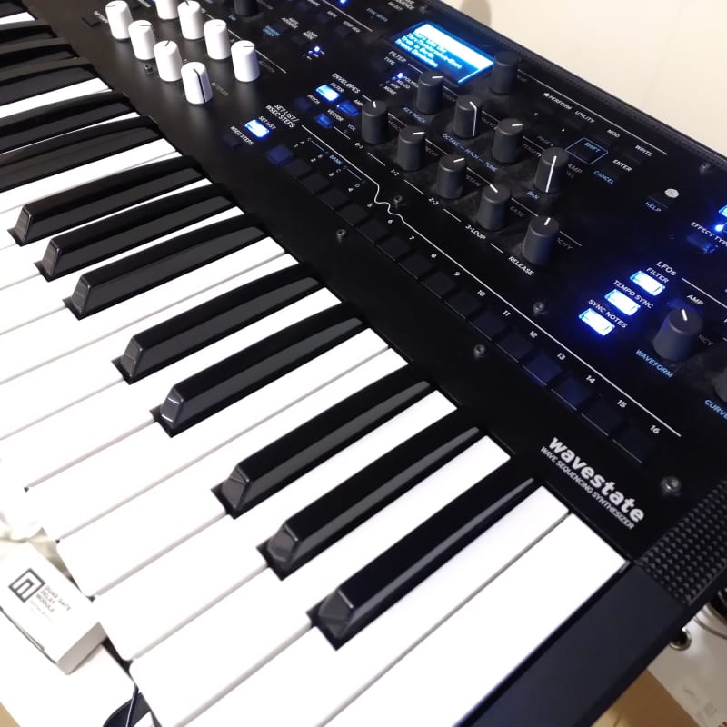 2020 - 2023 Korg Wavestate 37-Key Wave Sequencing Synthesizer ...