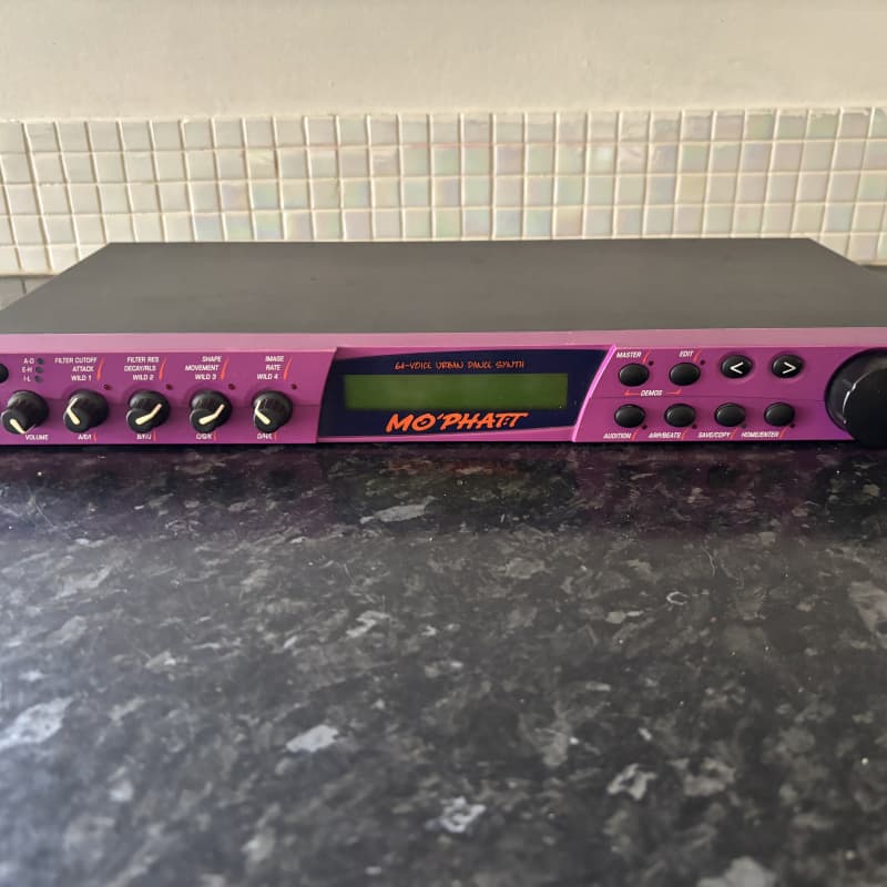 2000 E-MU Systems Mo'Phatt Rackmount 64-Voice Expandable Synth...