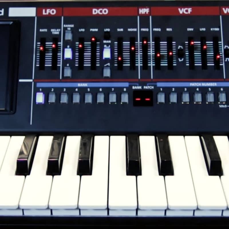 2015 - Present Roland JU-06 Boutique Series Digital Synthesize...