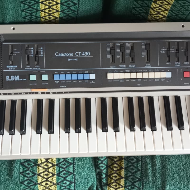 1985 Casio Casiotone CT 430 Stereo PCM Portable Keyboard Black