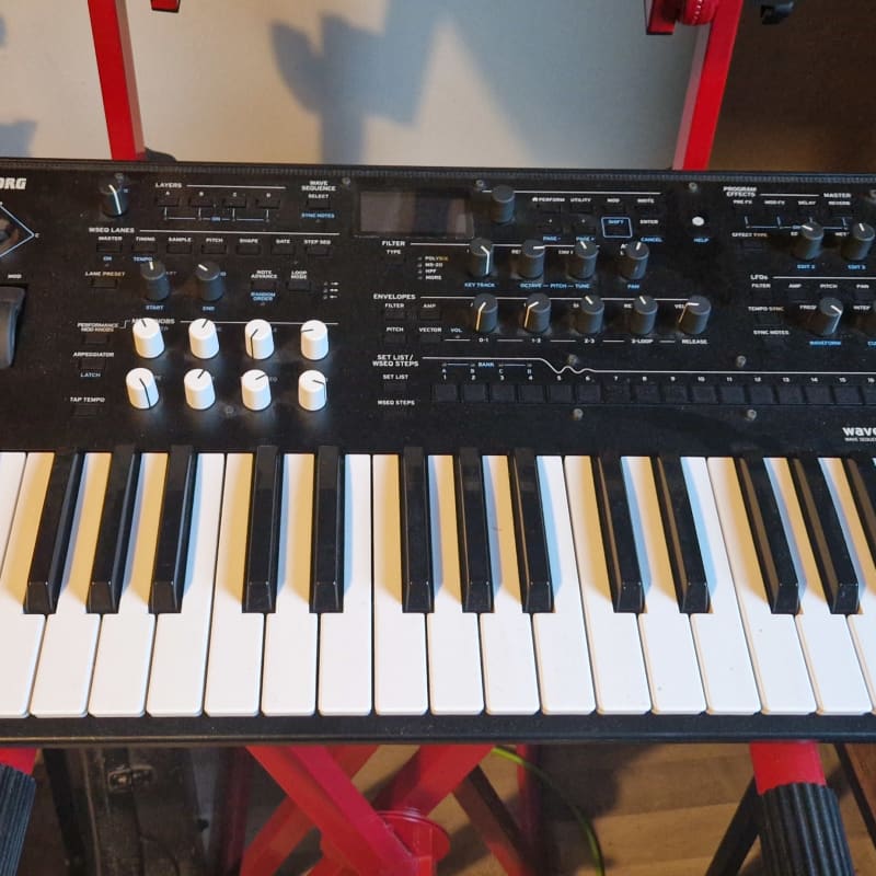 2020 - 2023 Korg Wavestate 37-Key Wave Sequencing Synthesizer ...