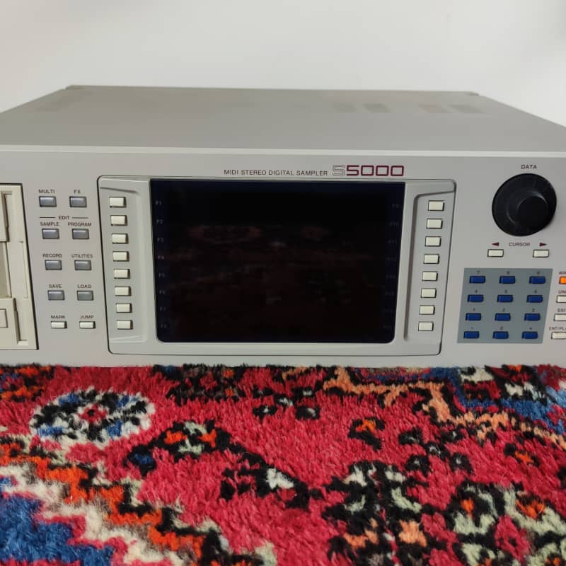 1998 Akai S5000 MIDI Stereo Digital Sampler White