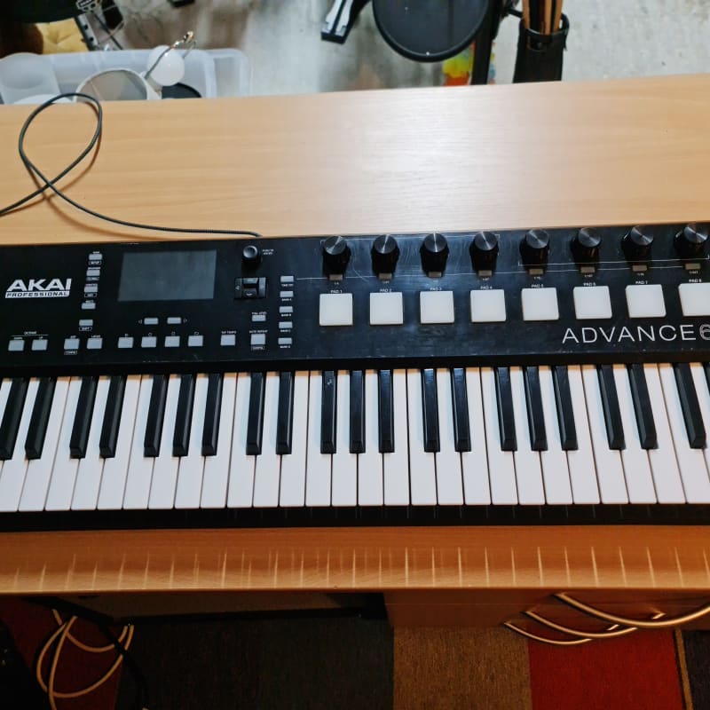 2010s Akai Advance 61 Keyboard Controller Black