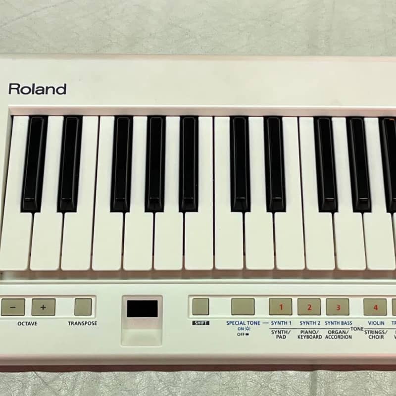 2010 - 2012 Roland AX-09 Lucina 37-Key Keytar Synthesizer White