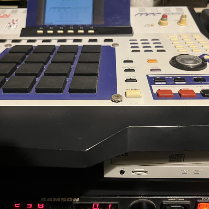 2002 - 2007 Akai MPC4000 Music Production Center White