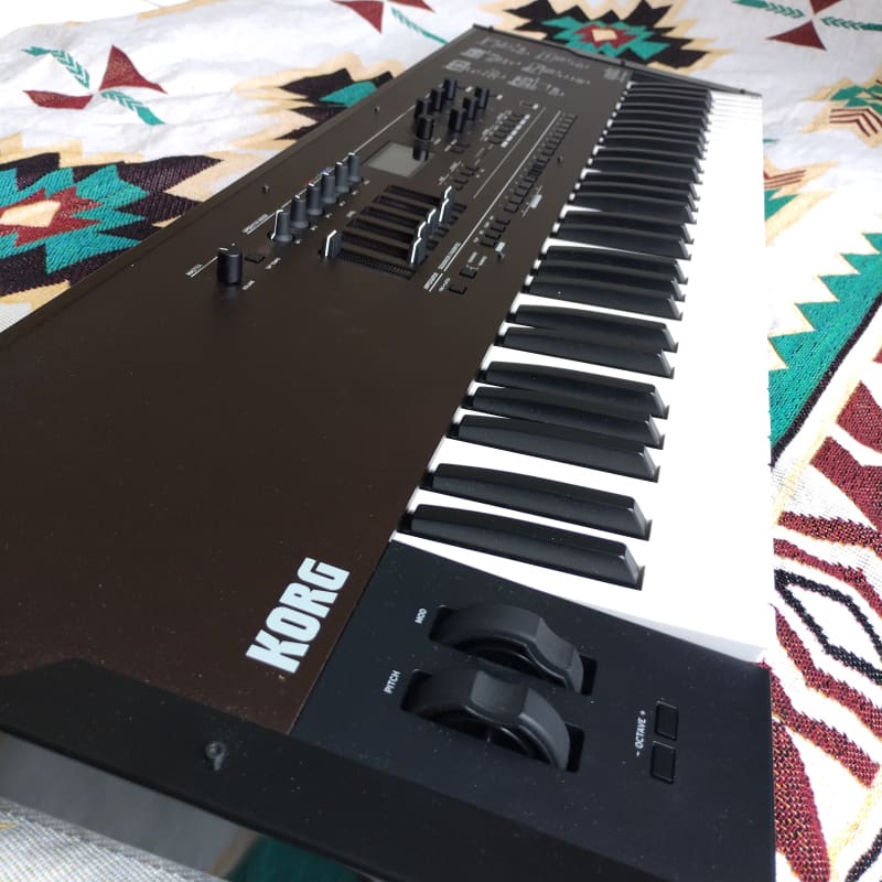 2023 - Present Korg Opsix SE 61-Key Altered FM Synthesizer Brown