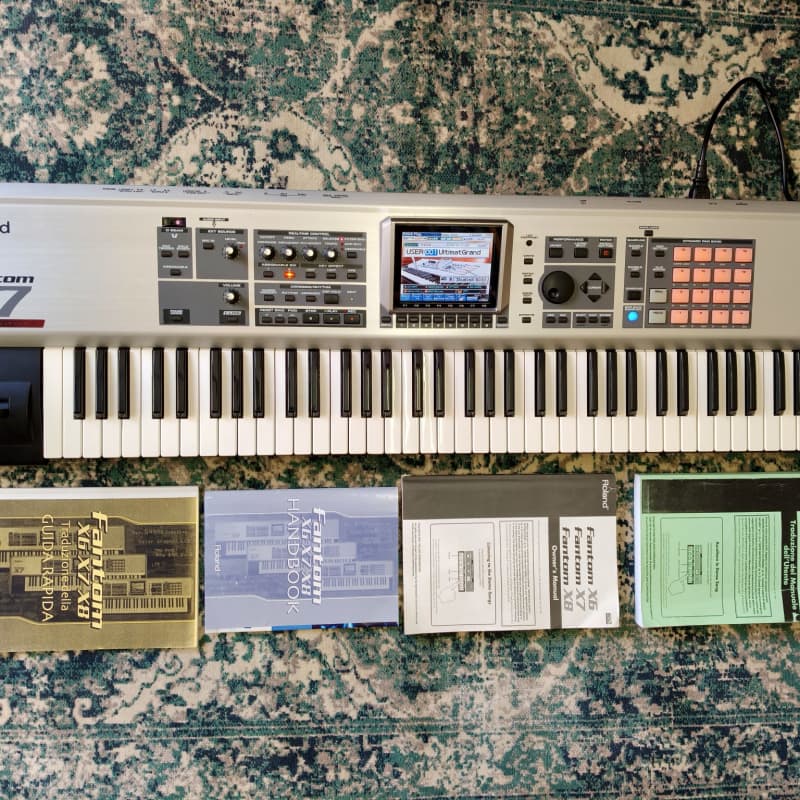 2004 - 2008 Roland Fantom-X7 76-Key Keyboard Workstation Silver