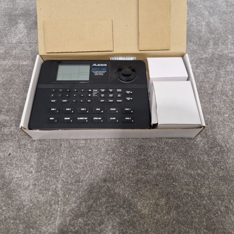 2000s Alesis Alesis Sr-16 Drum Machine Black