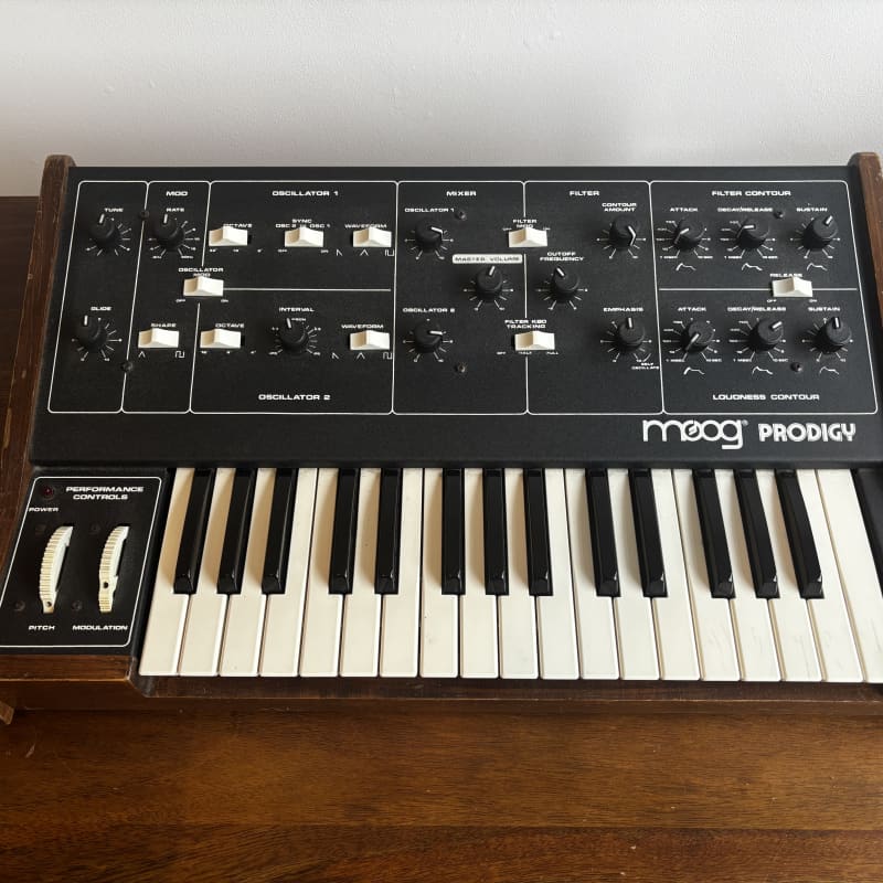 1979 - 1984 Moog Prodigy 32-Key Monophonic Analog Synthesizer ...