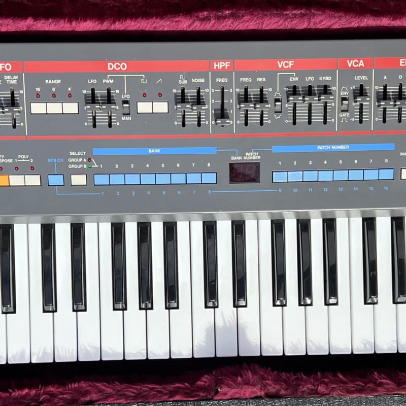 1985 Roland Juno 106s 61-Key Programmable Polyphonic Synthesiz...